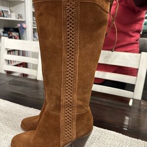 Jessica Simpson Tan Suede Heeled Boots